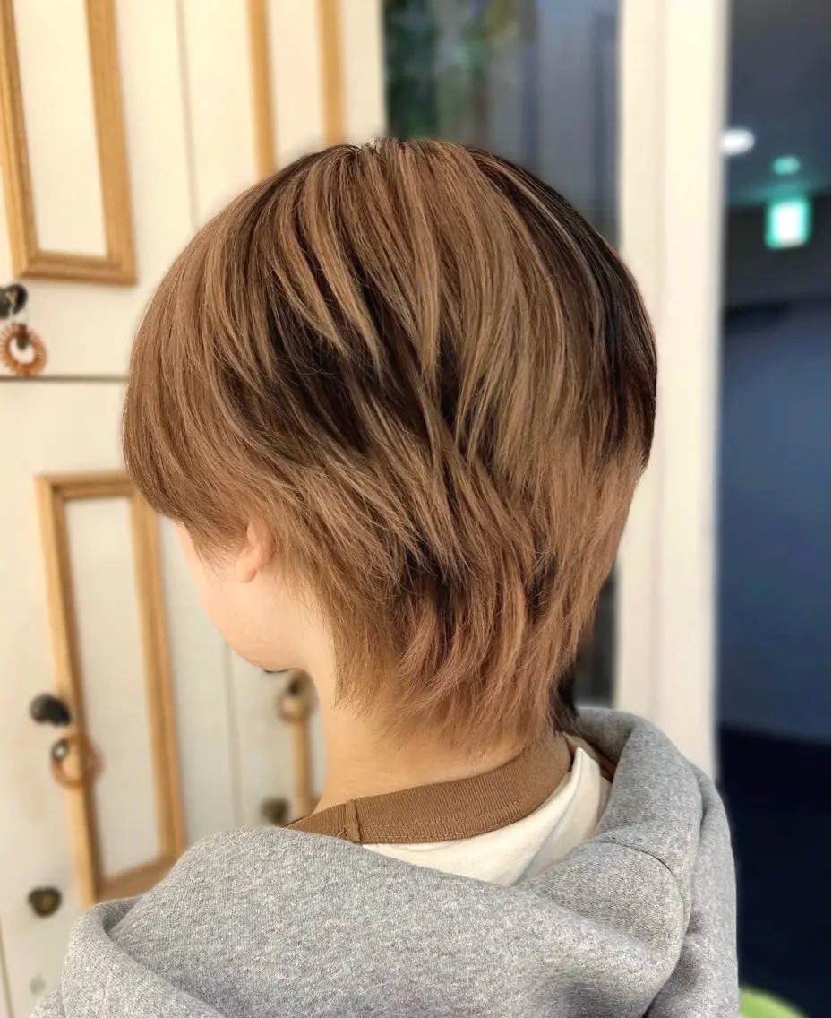 ショート カラー ブリーチ ヘアカラー モデル募集 セイノチヒロのヘアスタイル
