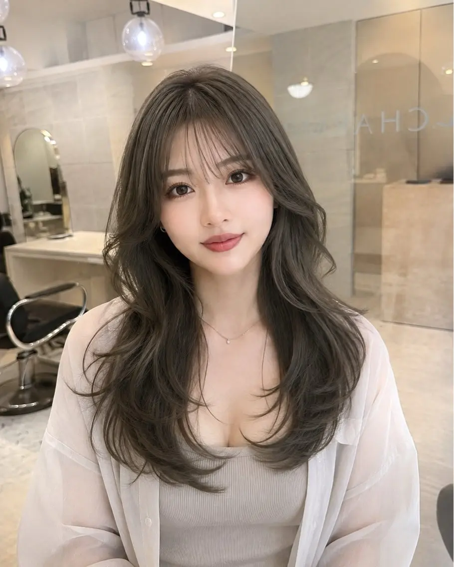 ロング カラー ブリーチ ダブルカラー グレージュ ブリーチなしカラー オリーブグレージュ カット ヘアカラー 透明感カラー🌿 グレージュ🐺陽介のヘアスタイル