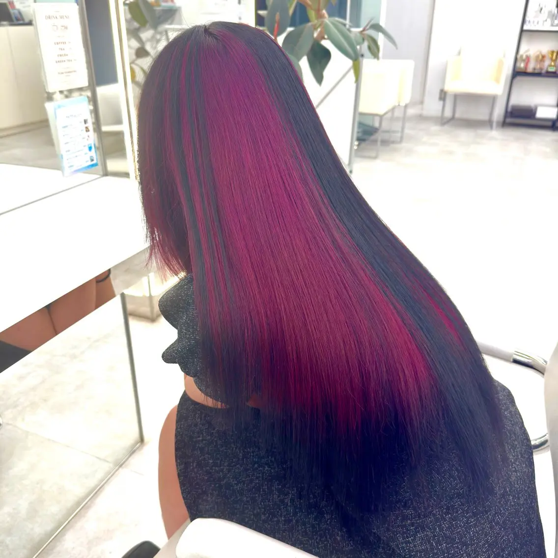 ロング カラー 藤沢　Brown 田中真樹のヘアスタイル