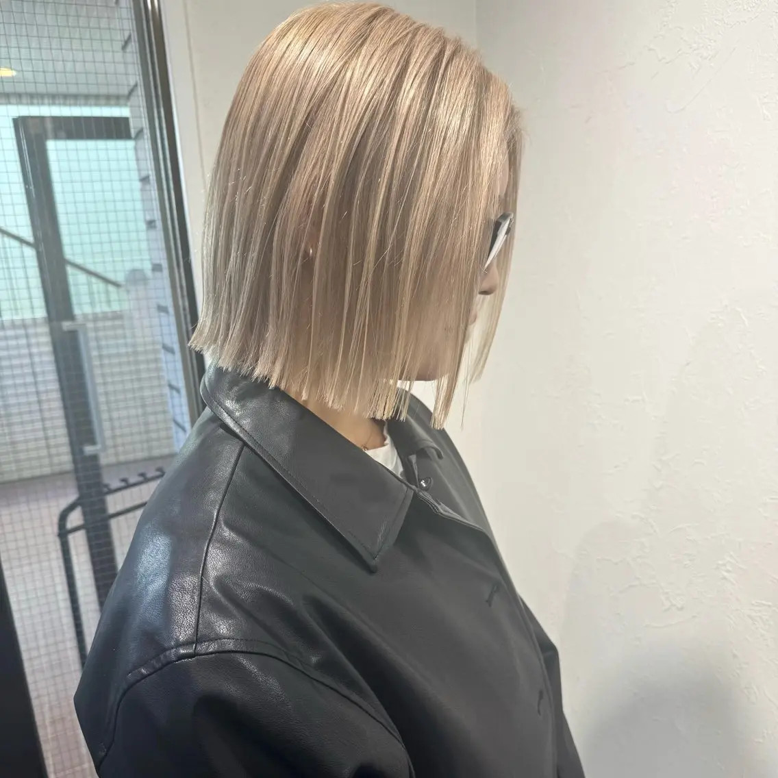 ミディアム カラー shiho .のヘアスタイル