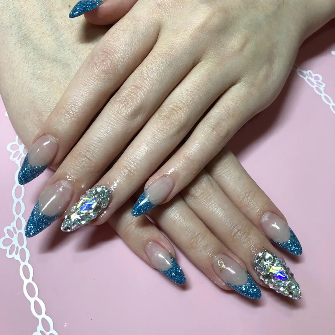 ミディアム ネイル ハンドネイル 《LB》ラブリエ Nail&eyeのマツエク・マツパデザイン