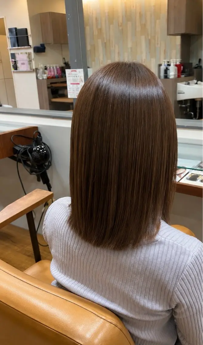 ミディアム 松下 沙織のヘアスタイル