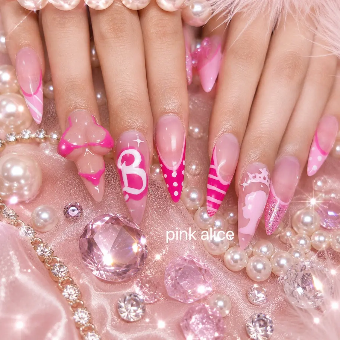 ネイル nail salon Pink Aliceのネイルデザイン