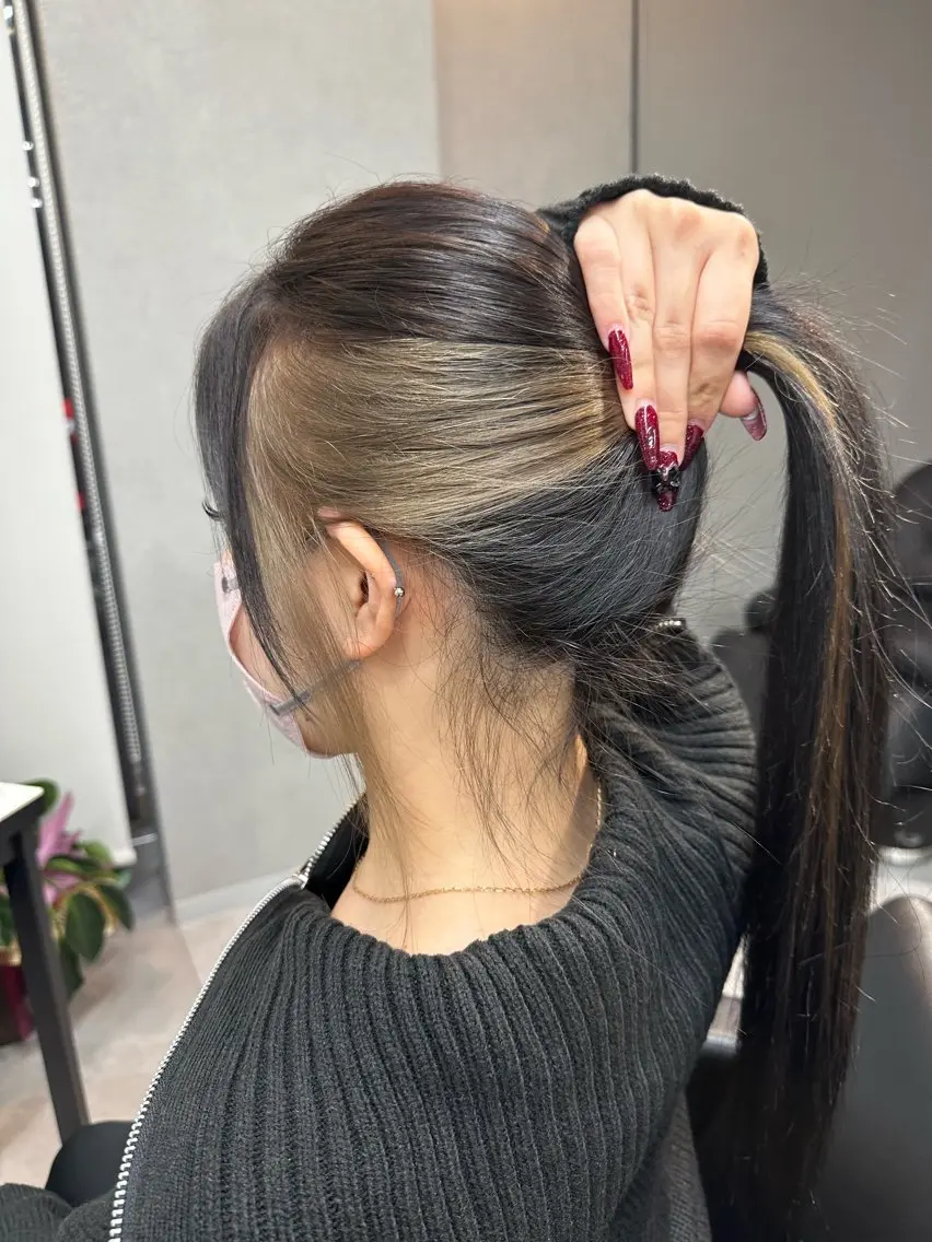 ロング りおん レイヤー/ベージュのヘアスタイル