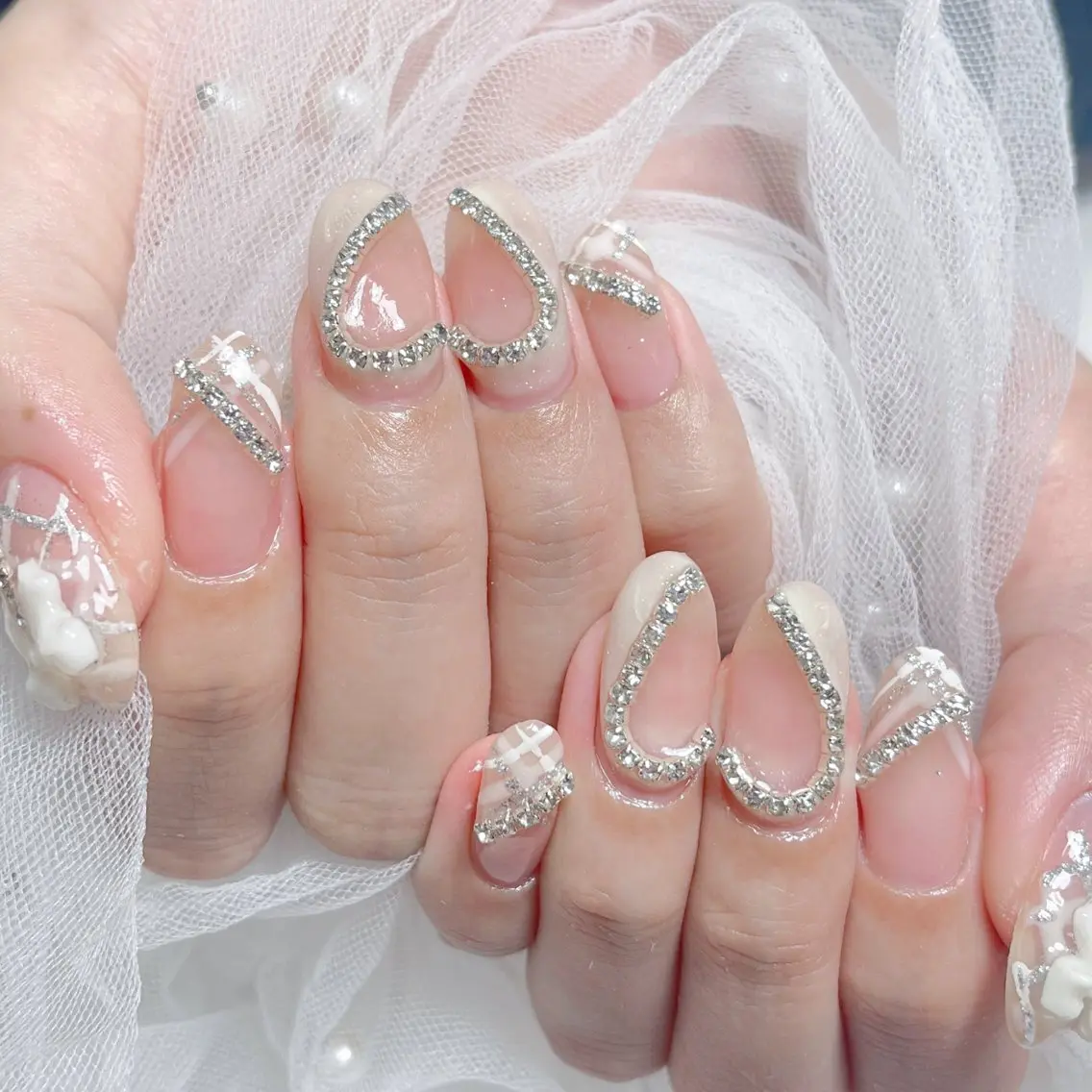 ネイル ハンドネイル 🎀ネイルサロン エクラYUI🎀のネイルデザイン