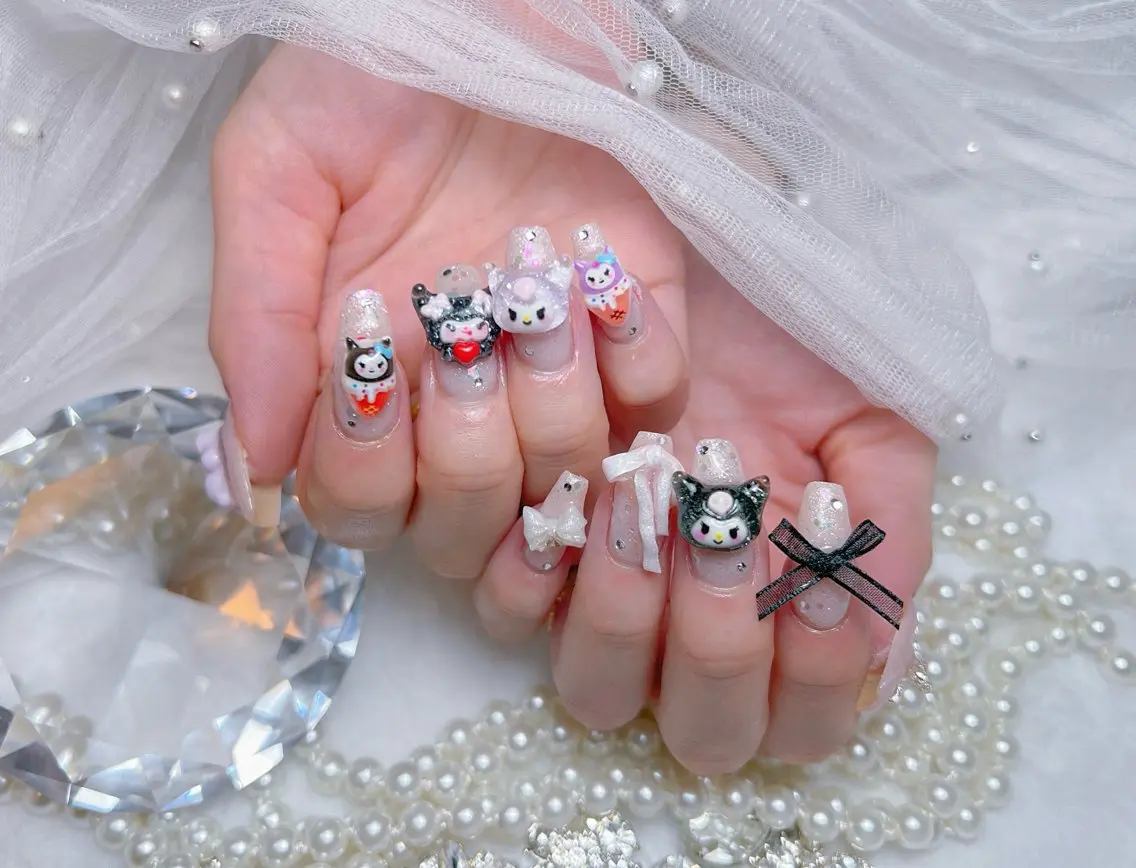ネイル アートネイル オーロラネイル チークネイル 長さ出し フットネイル Miya _nailのネイルデザイン