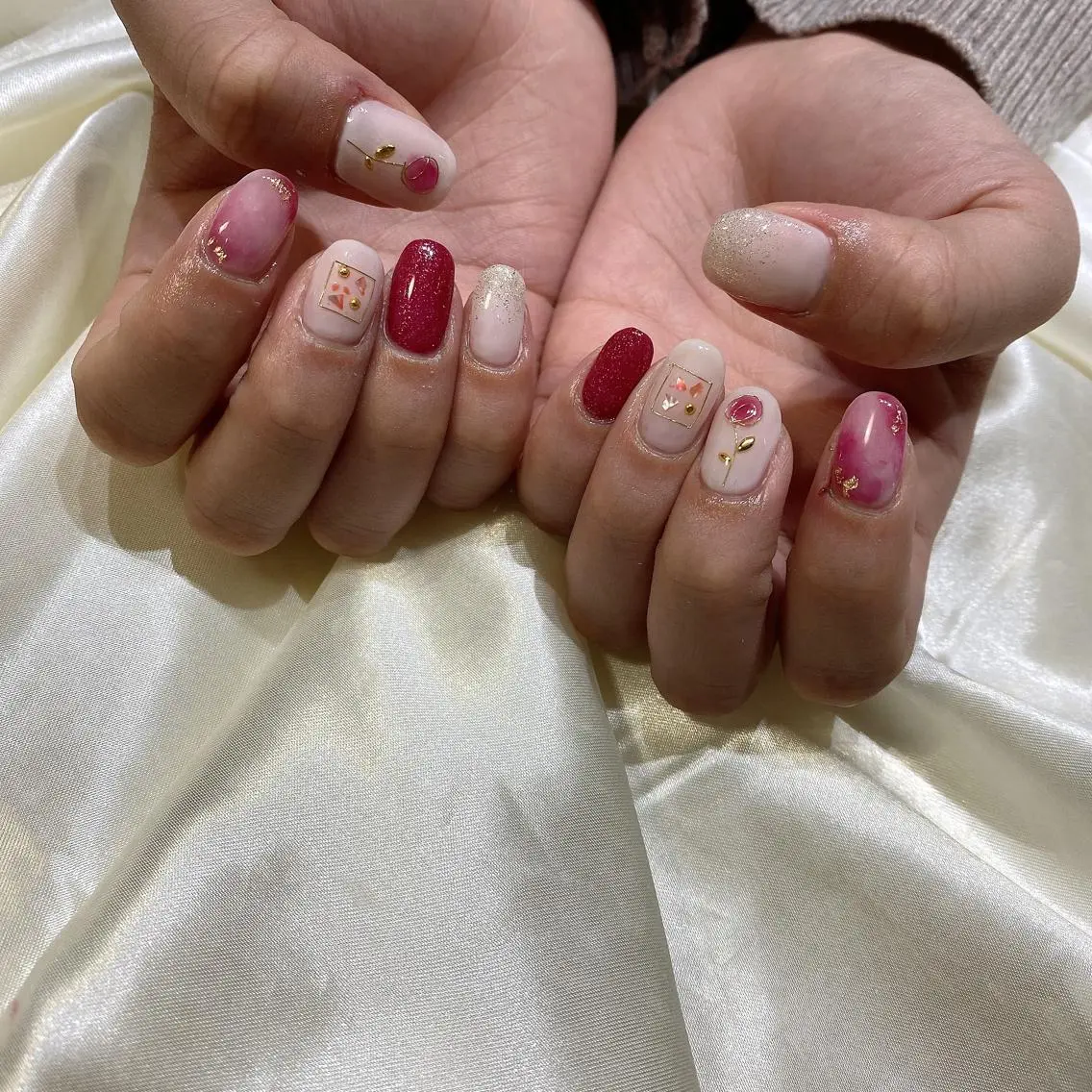 ネイル ハンドネイル 西岡 杏のネイルデザイン