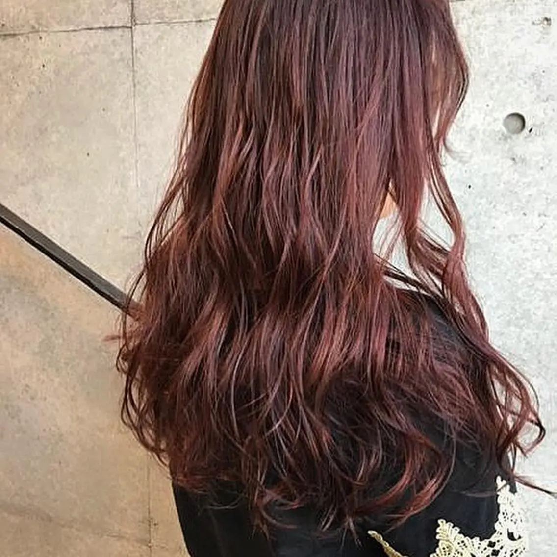 ロング ホカリ ツカサのヘアスタイル