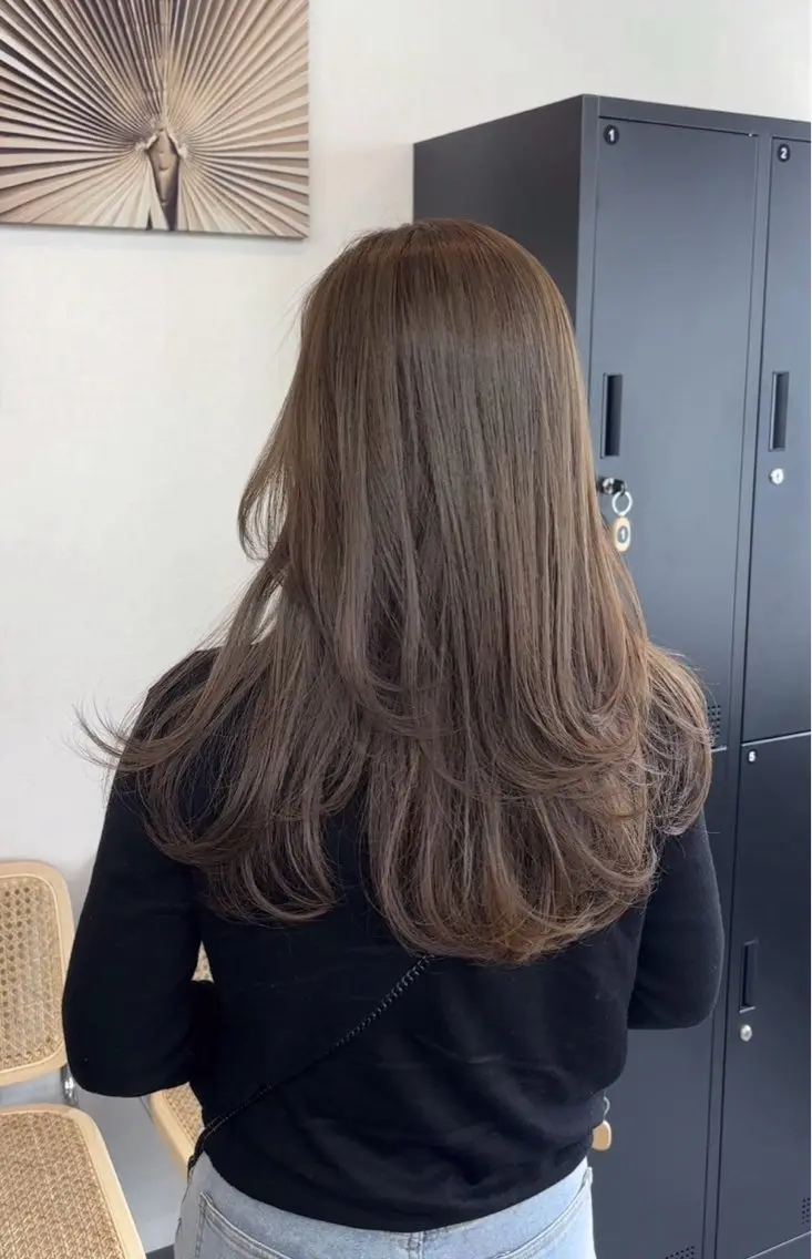 ロング カラー ヘアカラー トリートメント 大野 桃果のヘアスタイル