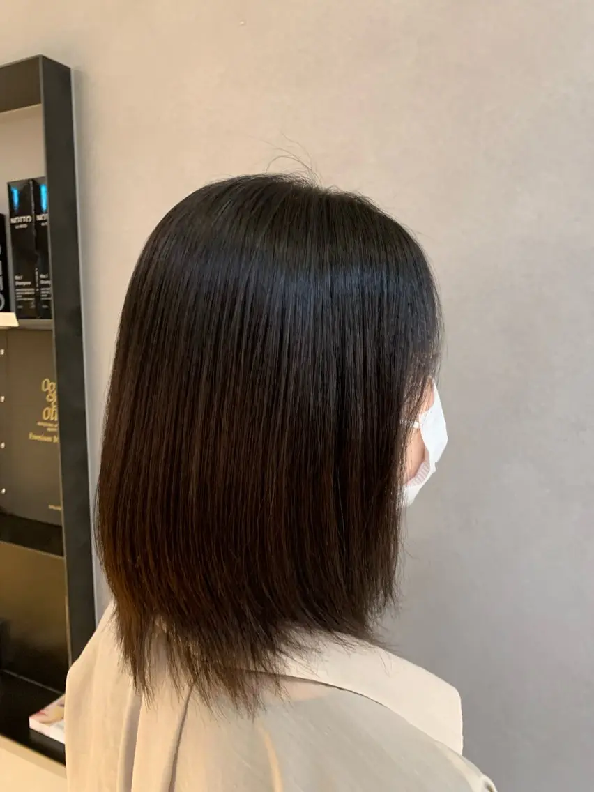 ミディアム 縮毛矯正 吉田 詩穂のヘアスタイル