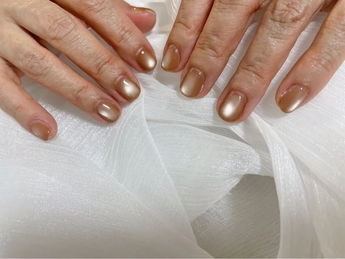 ネイル オーロラネイル ブルー フットネイル フレンチネイル ジェルネイル ハンドネイル kiki nail たまプラーザのネイルデザイン