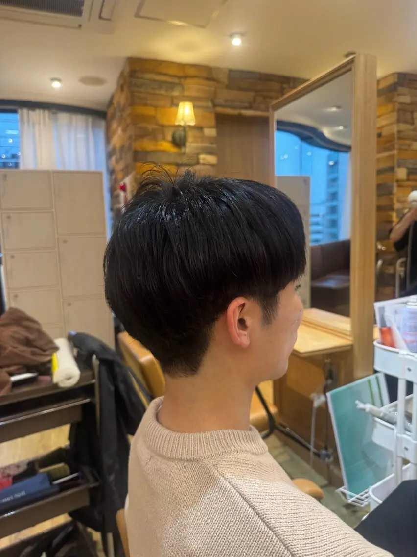 ショート メンズ カット 透明感カラー💜 モテ髪 空陽💙のヘアスタイル