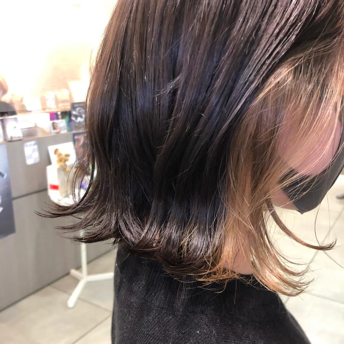 ミディアム カラー インナーカラー ボブ カット ヘアカラー 松佐 ゆかりのヘアスタイル