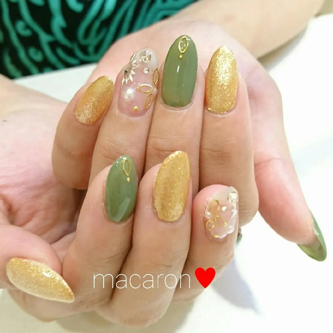 ネイル nail salon macaron のネイルデザイン