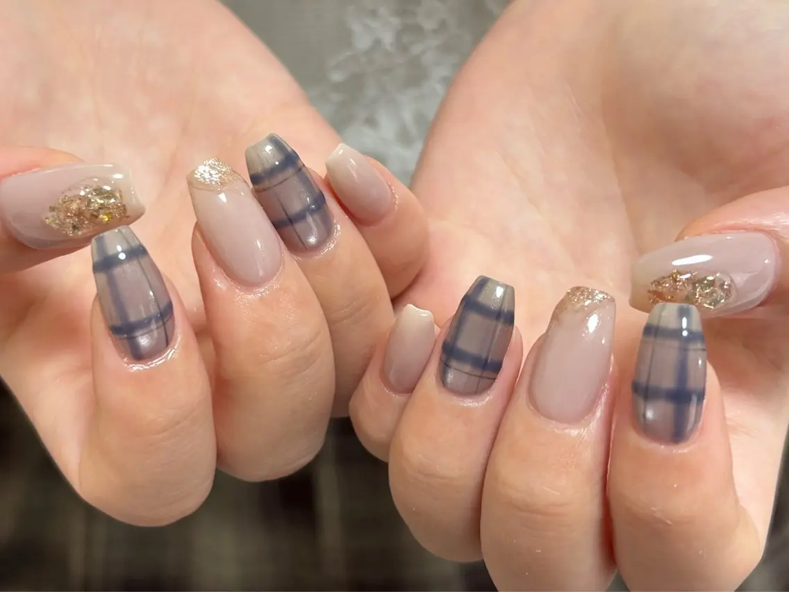 ネイル アニマル柄 オーロラネイル べっ甲ネイル ボルドー ブラウン ハンドネイル E3 Nail Salonのネイルデザイン