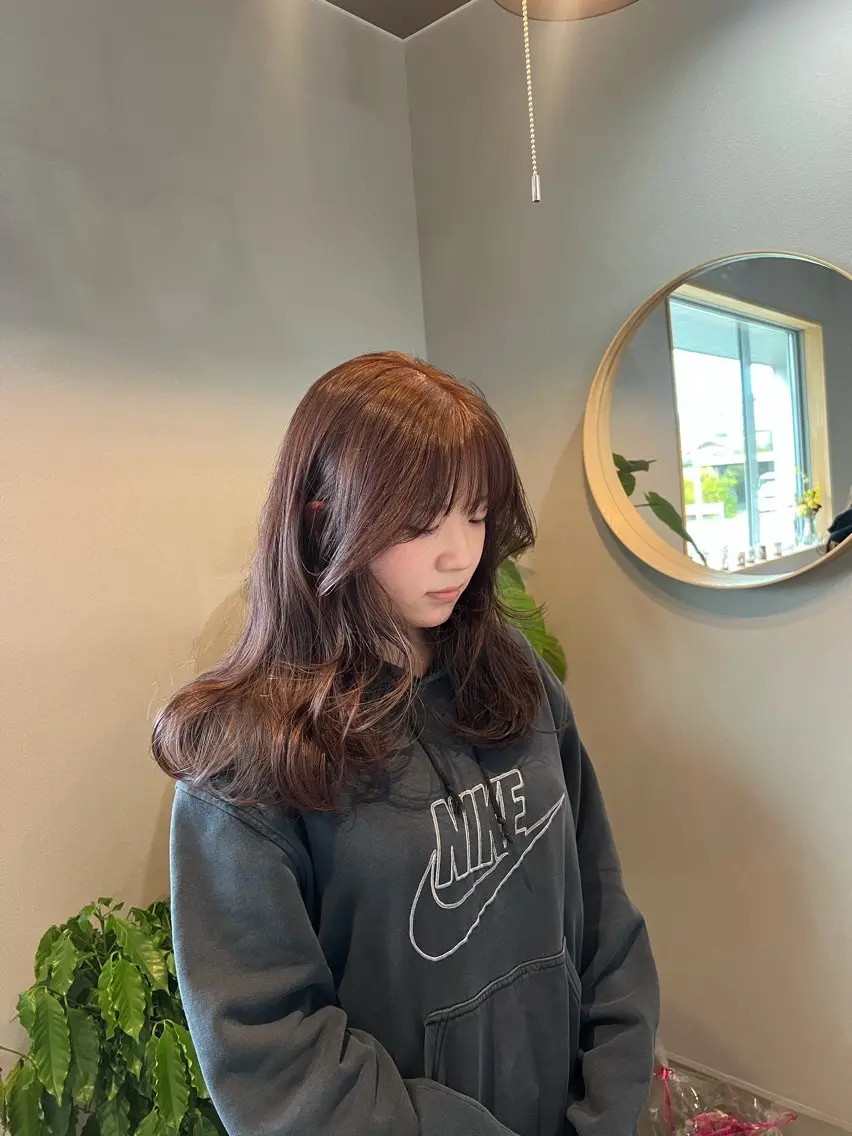 セミロング カラー ブラウンカラー ピンクカラー ピンクブラウン カット ヘアカラー トリートメント MAYU / Raf.のヘアスタイル