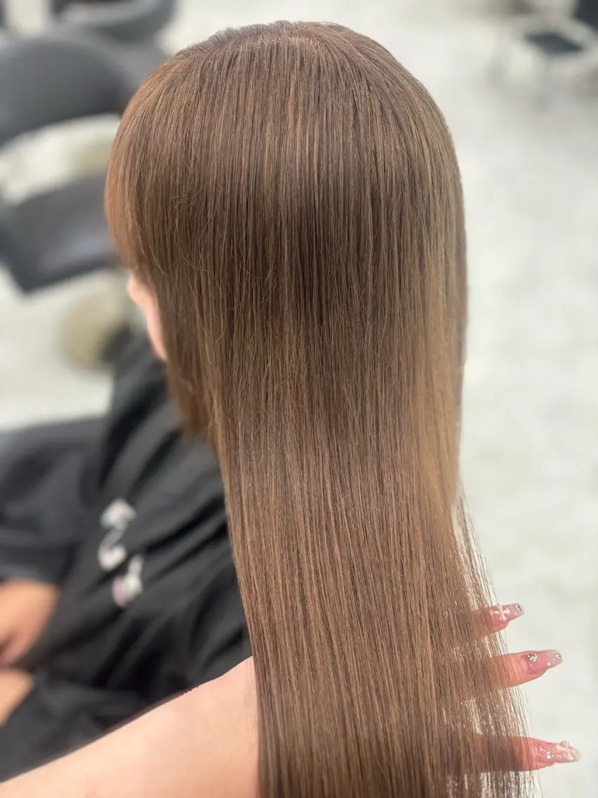 ロング ヘアカラー トリートメント ヘアセット ベージュブラウン /レイヤー /まなかのヘアスタイル