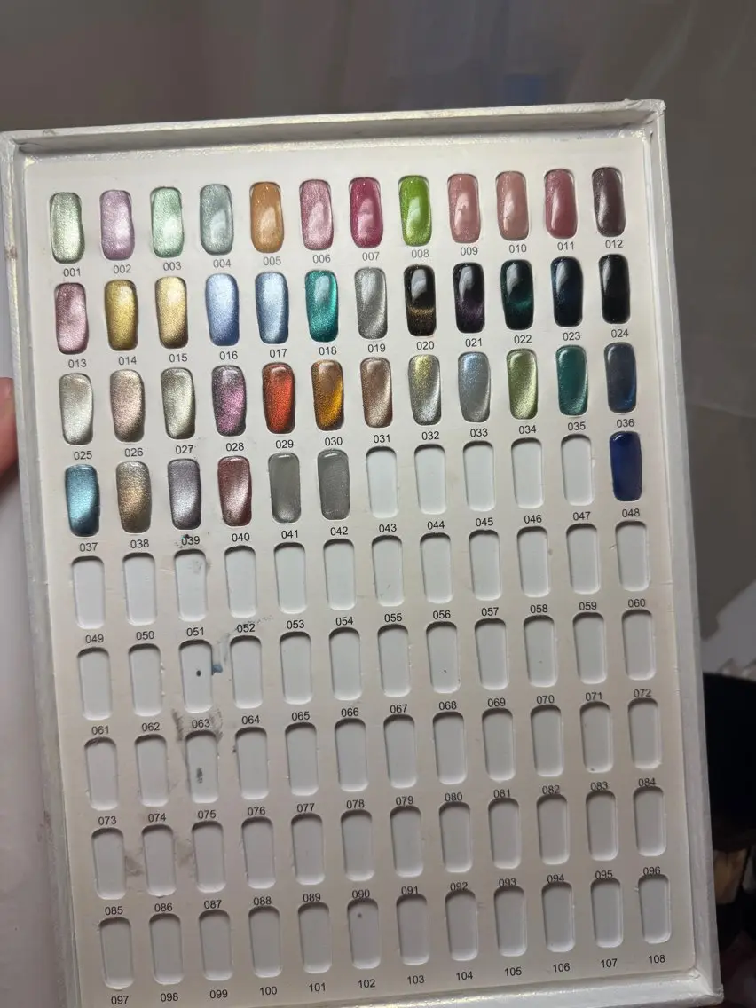 ネイル マグネットネイル 大久保YISnail スカルプ専門店のネイルデザイン