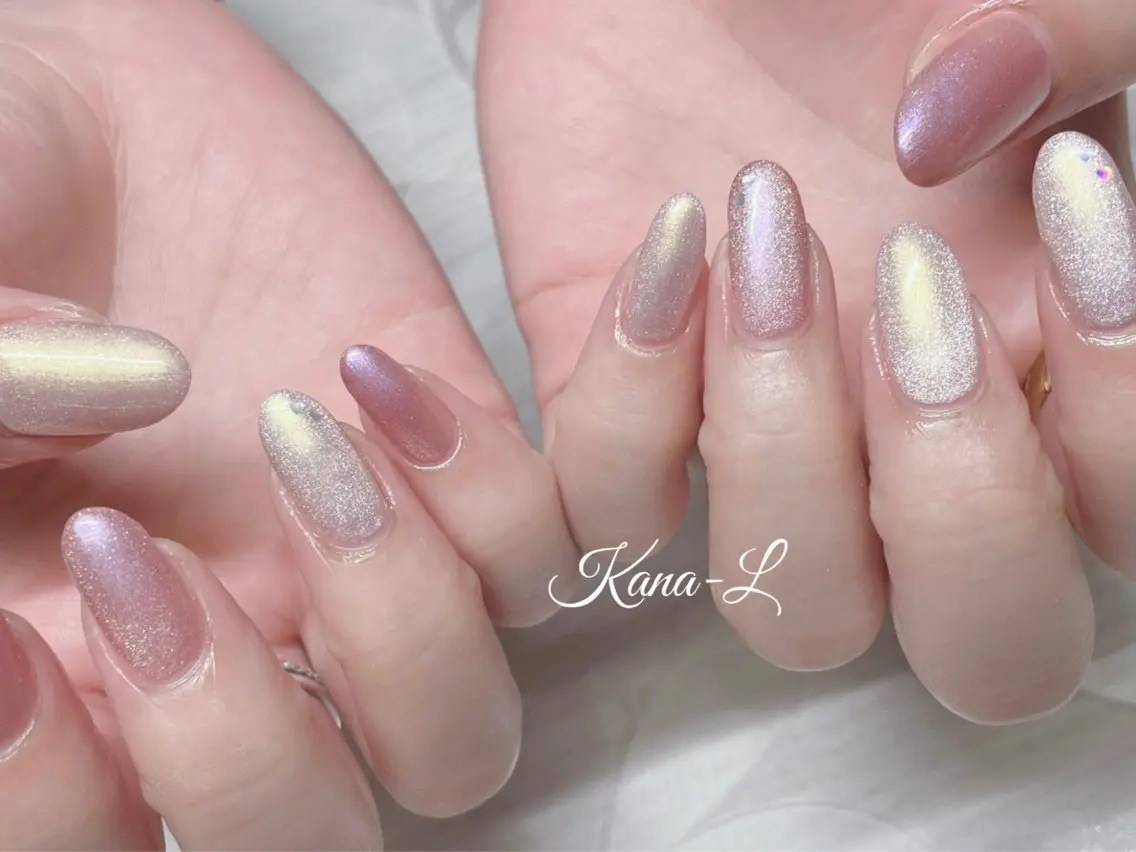 ネイル 芦辺 香奈のネイルデザイン