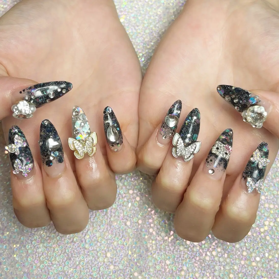 ネイル アートネイル フットネイル ジェルネイル キラキラネイル 韓国ネイル Y nail なんば堀江店のネイルデザイン