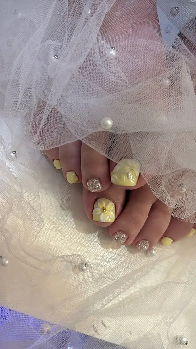 ネイル フラッシュネイル フラッシュマグ フットネイル フレンチネイル 韓国ネイル フットネイル SAKU nail 作島茜のネイルデザイン