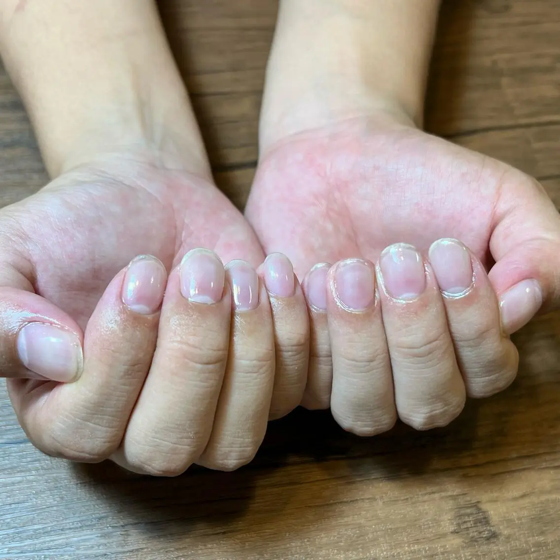 ネイル クリアネイル ジェルネイル HENRIETTA NAILSALONのネイルデザイン