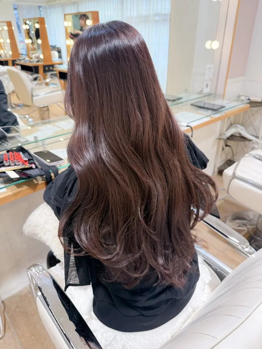 ロング カラー ベージュカラー ラベンダーカラー ラベンダーベージュ ロング カット ヘアカラー トリートメント ✨カラー支持No.1 🧸ワキ カナコ🧸のヘアスタイル