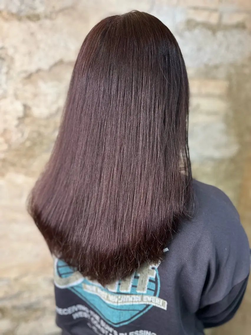 ミディアム トリートメント 酸熱トリートメント カット ヘアカラー トリートメント Flor 上大岡 🌱山本一葉🌱のヘアスタイル