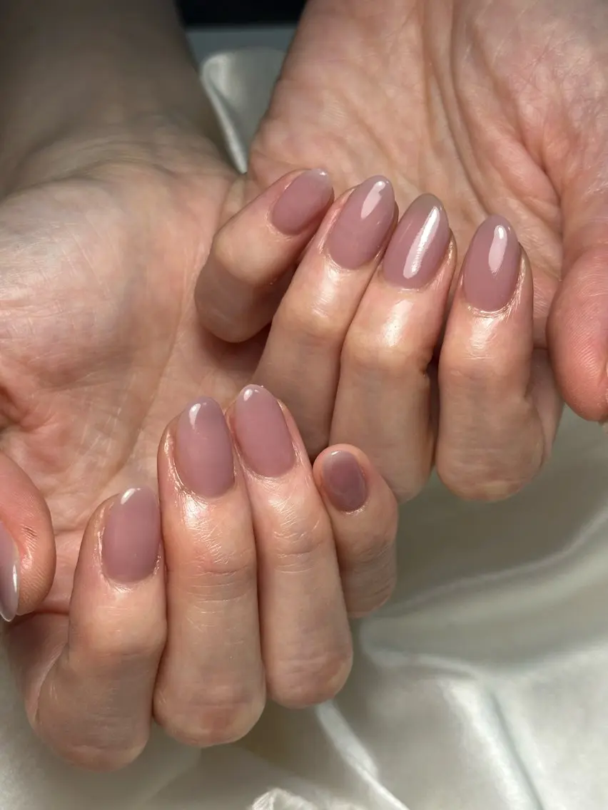 ネイル オーロラネイル フットネイル フレンチネイル ジェルネイル マグネットネイル ハンドネイル kiki nail たまプラーザのネイルデザイン