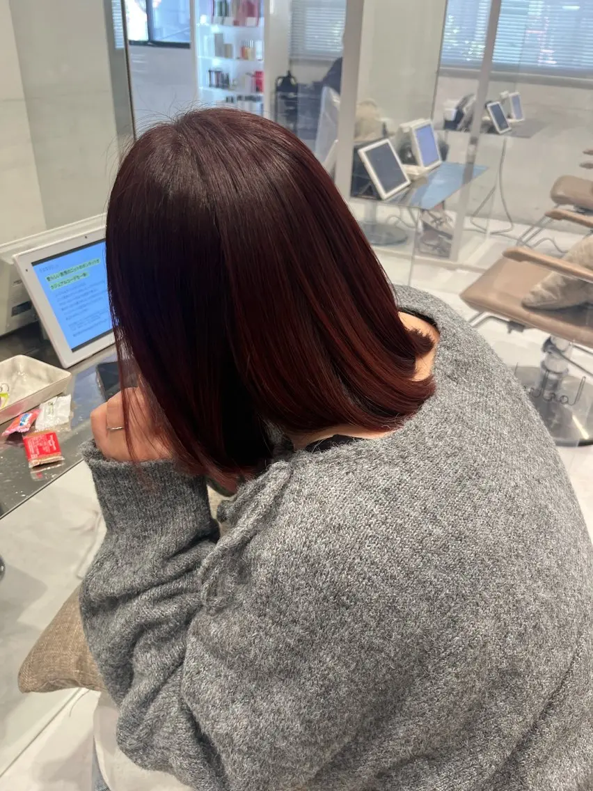 ミディアム Louwe 小島のヘアスタイル
