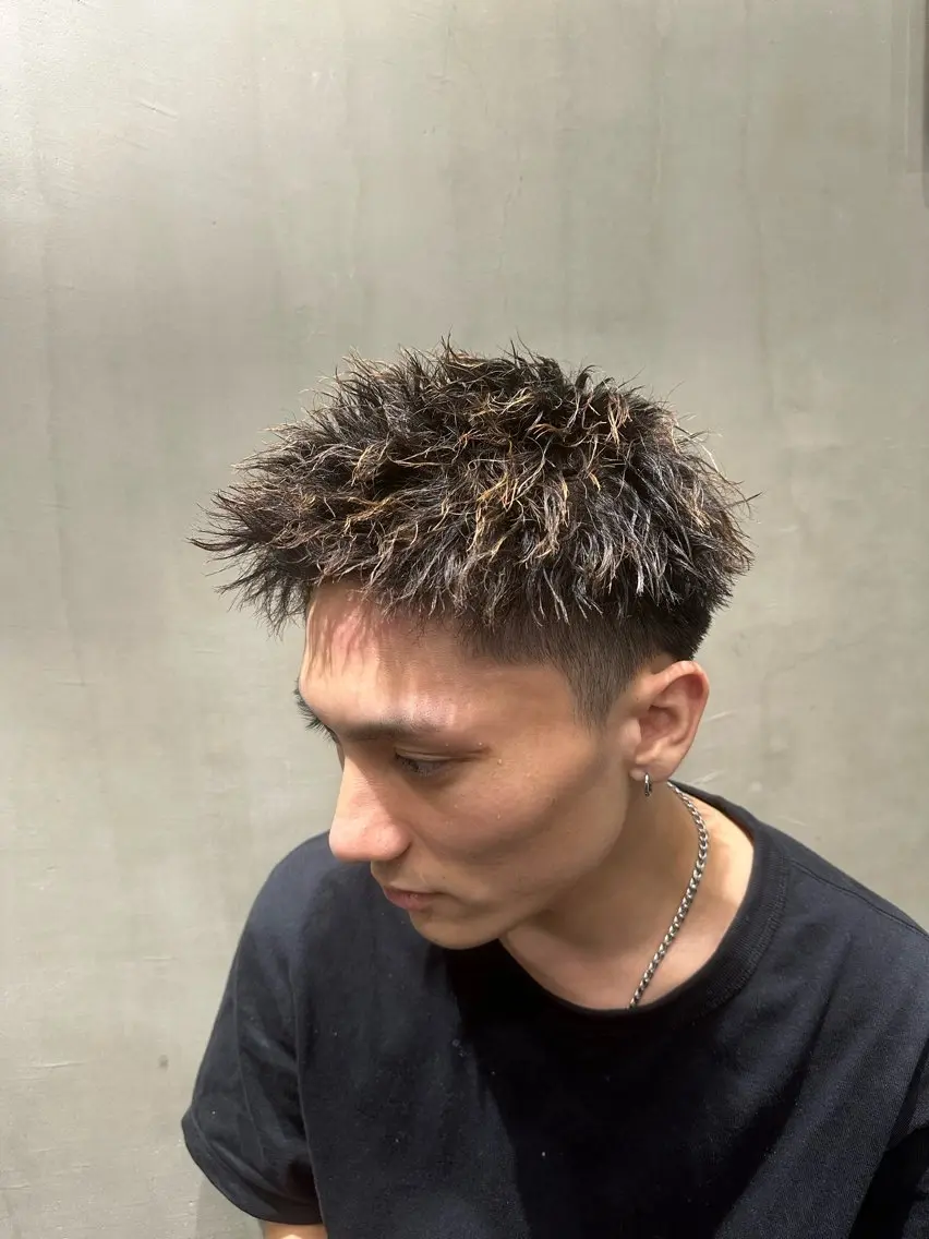 パーマ メンズ メンズパーマ メンズツイストパーマ ツイストパーマ メンズ特化/フェード /パーマ/かいりのヘアスタイル