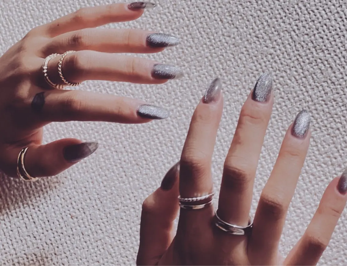 ネイル マグネットネイル ネイルチップ ハンドネイル Bow wow Nail さや🧸のネイルデザイン