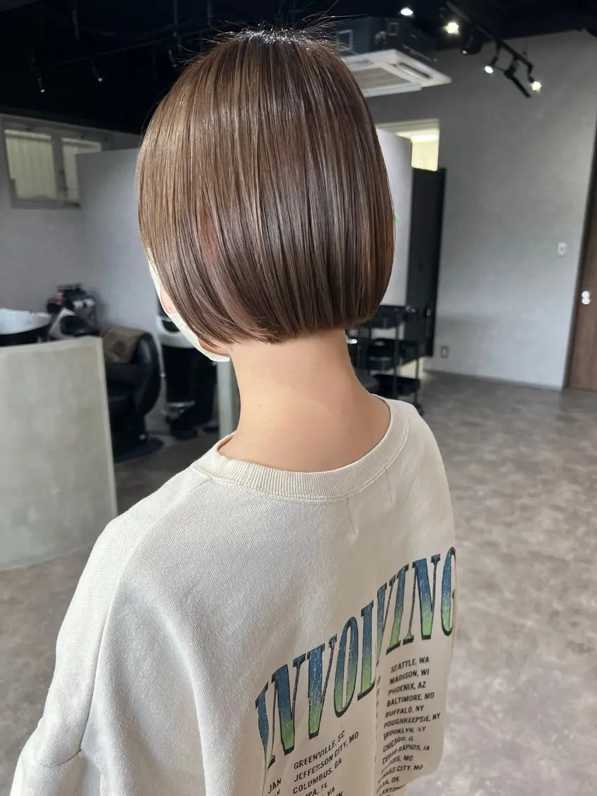 ショート カラー ショートボブ ブリーチ 透明感カラー ブリーチなしカラー ボブ カット ヘアカラー トリートメント 城 慎太郎のヘアスタイル