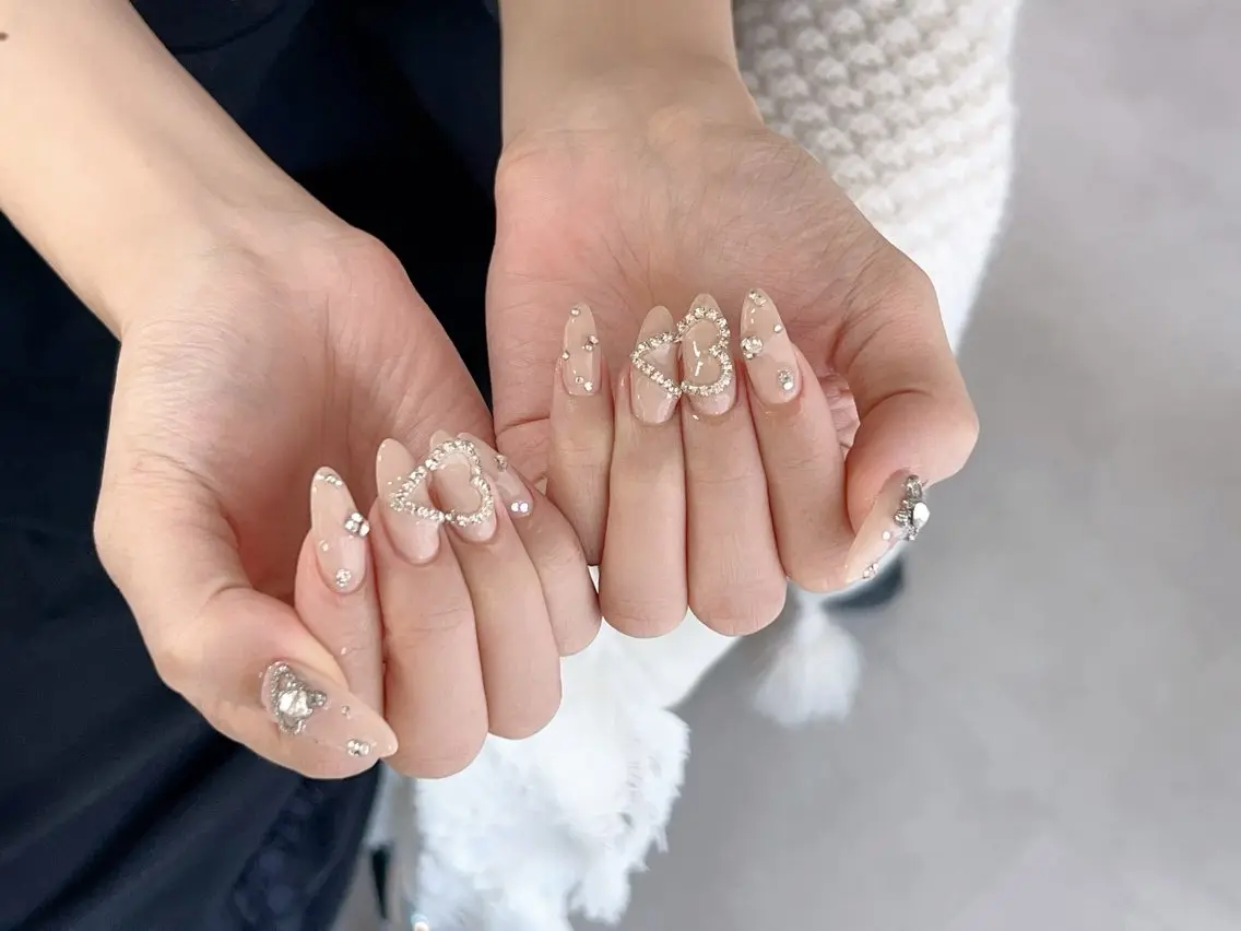 ネイル フレンチネイル ジェルネイル ガラスフレンチ ハート 韓国ネイル ハンドネイル Nail Jolieのネイルデザイン
