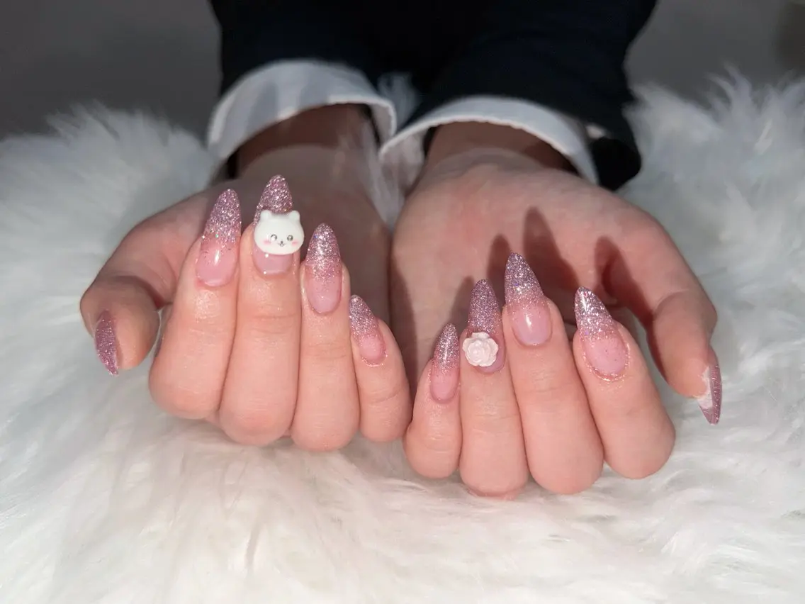 ネイル ハンドネイル BERA NAILSのネイルデザイン