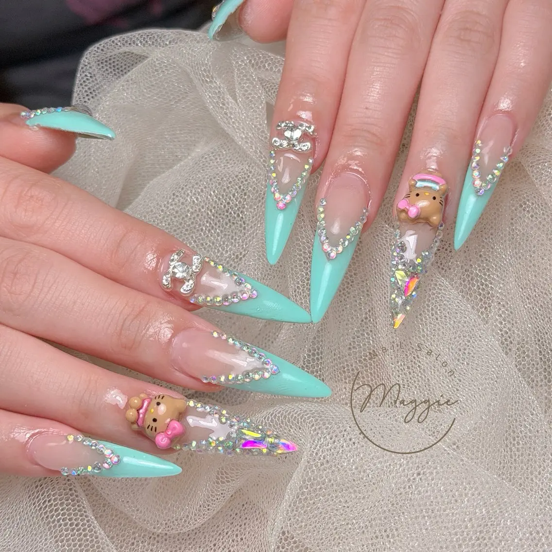 ネイル Maggie Nail🦩のネイルデザイン