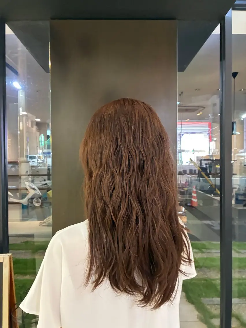 ロング パーマ 似合わせカット 吉田 理那のヘアスタイル