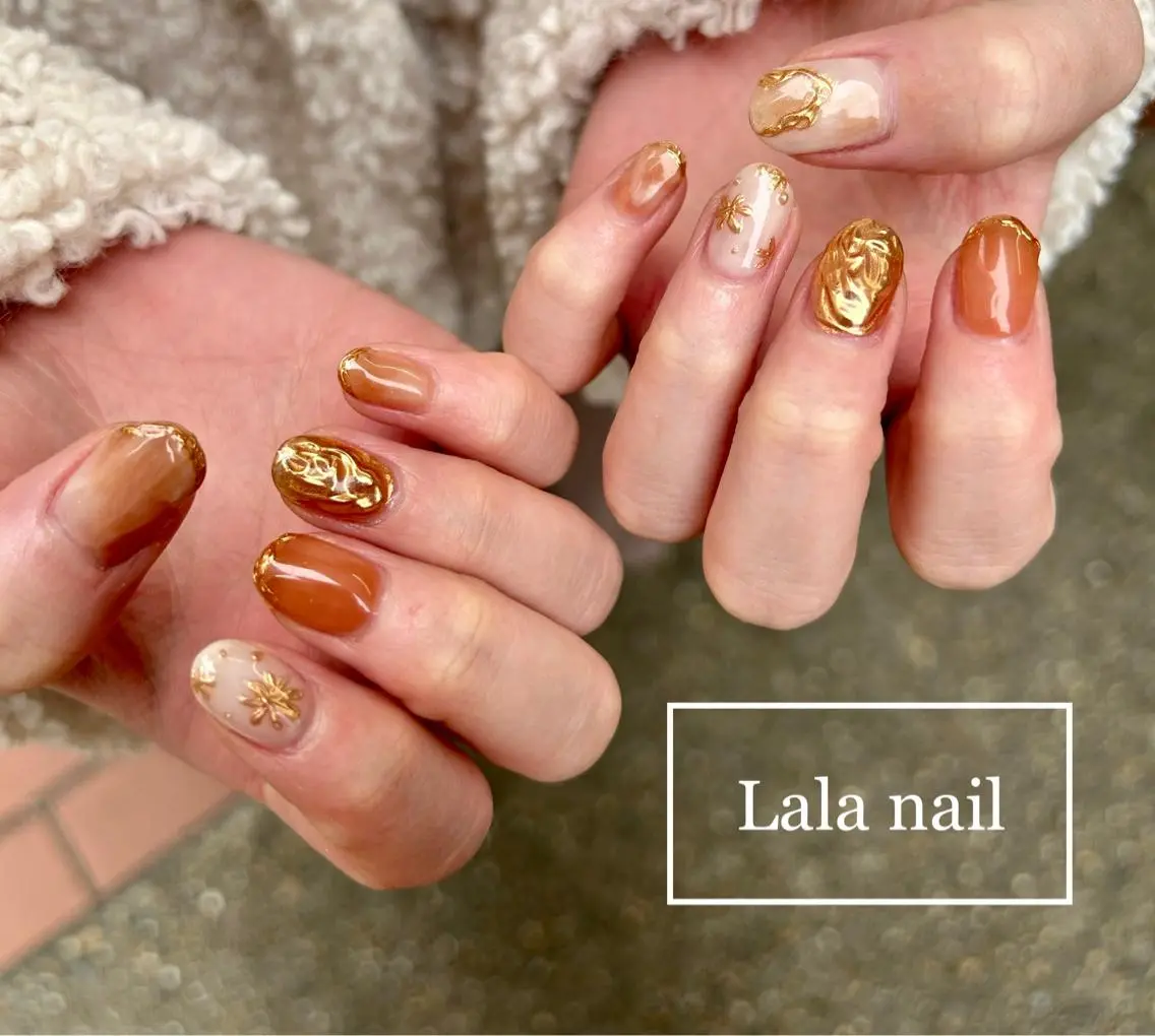 ネイル ブラウン ミラーネイル ニュアンスネイル ショートネイル 春ネイル Lala nailのネイルデザイン