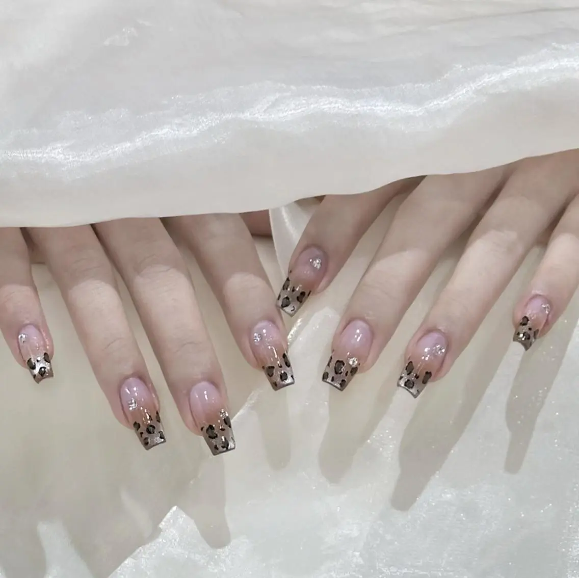 ネイル ハンドネイル ハンドケア 🍑 momo_nailのネイルデザイン