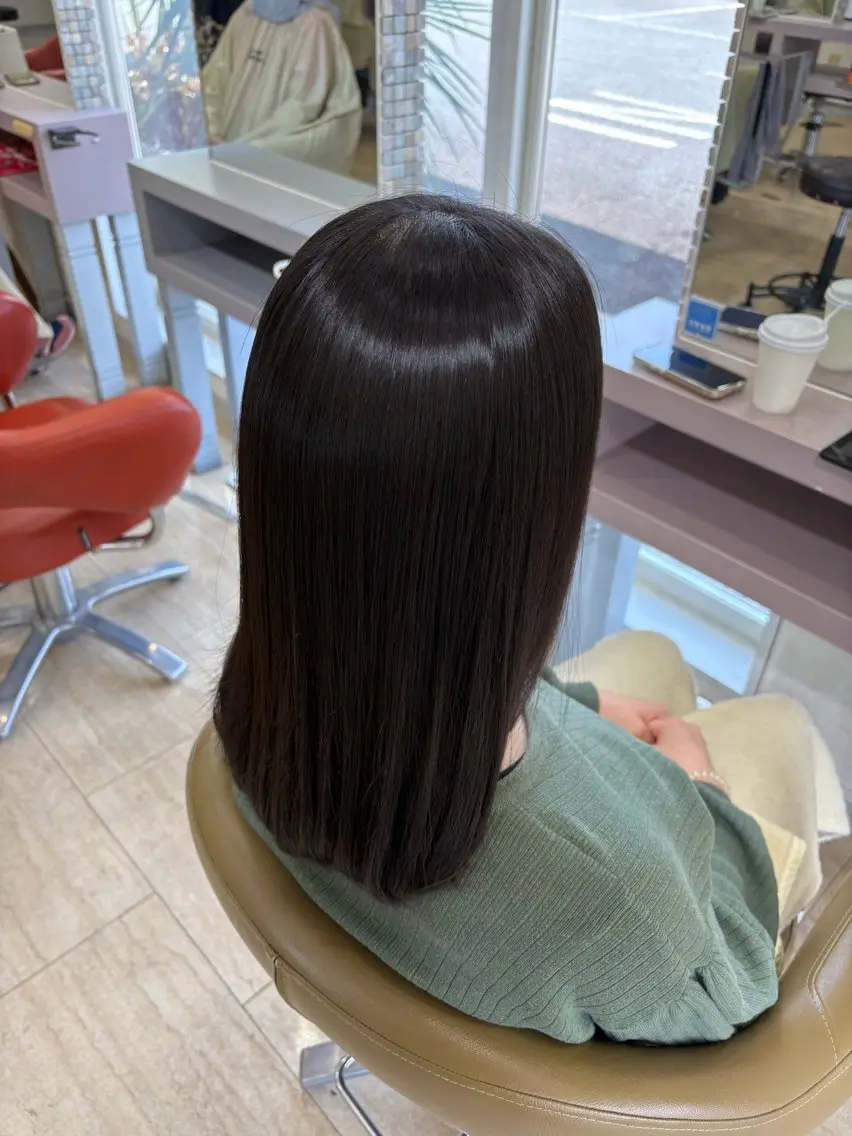 セミロング 縮毛矯正 工藤 彩花のヘアスタイル