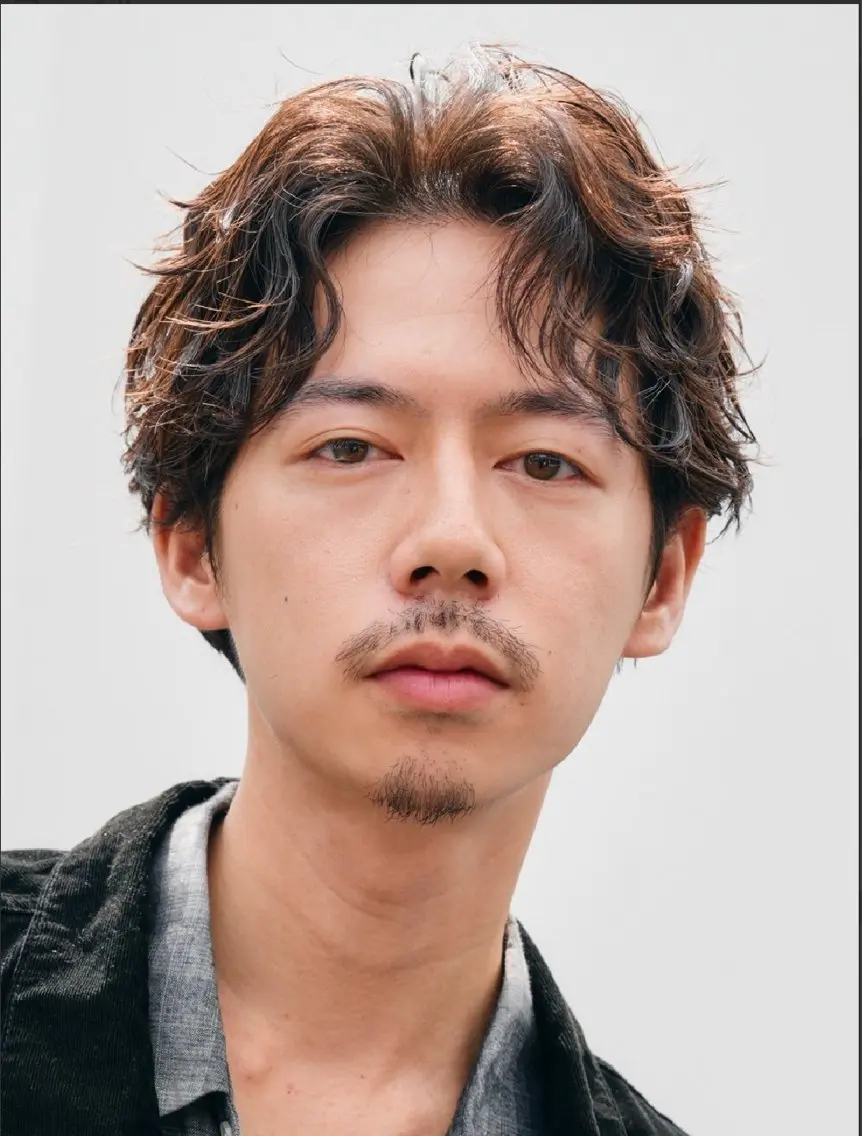 ショート カラー パーマ ヘアアレンジ メンズ カット パーマ fifth 窪田潤平のヘアスタイル