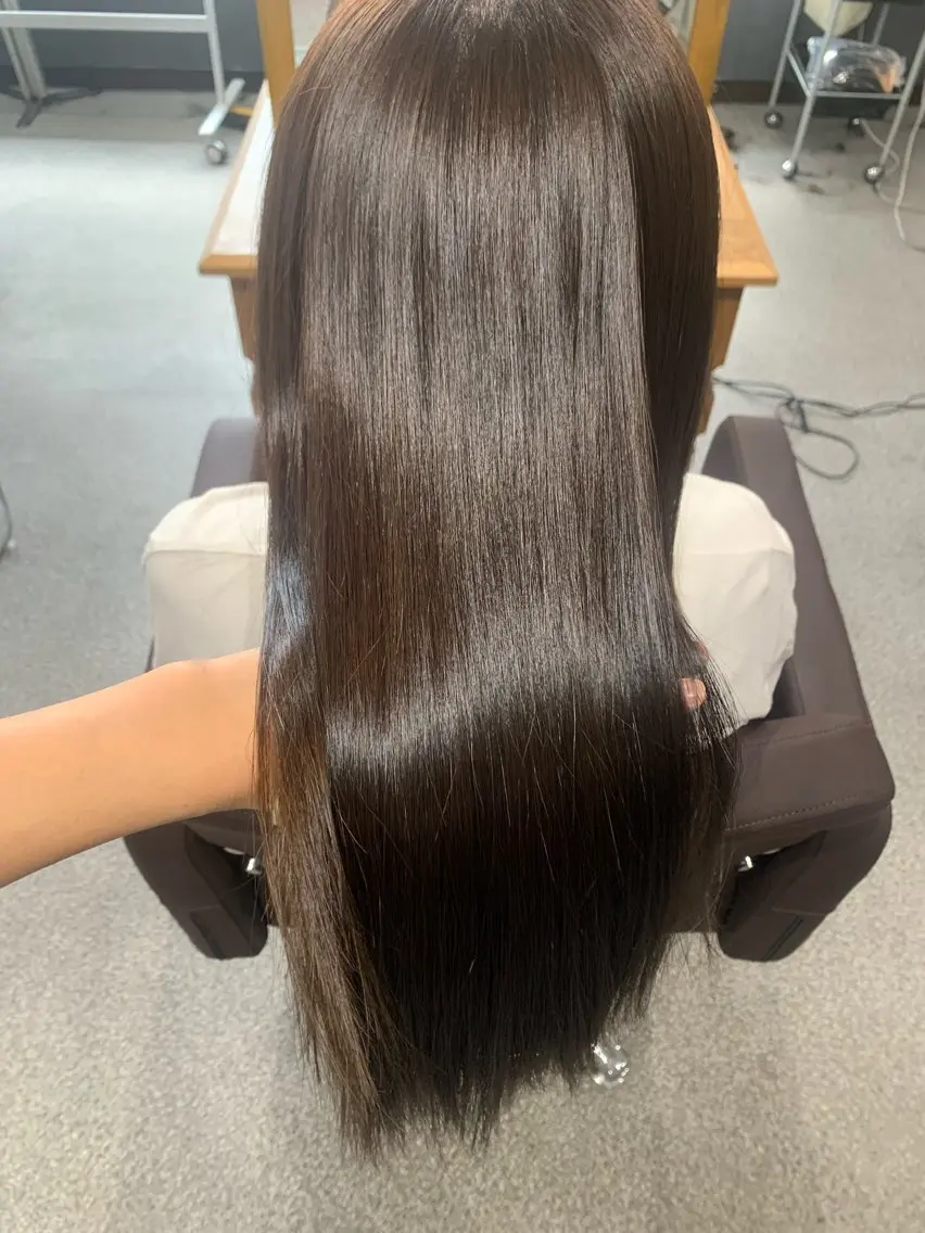 ロング 縮毛矯正 カット 縮毛矯正 本多 永佳のヘアスタイル