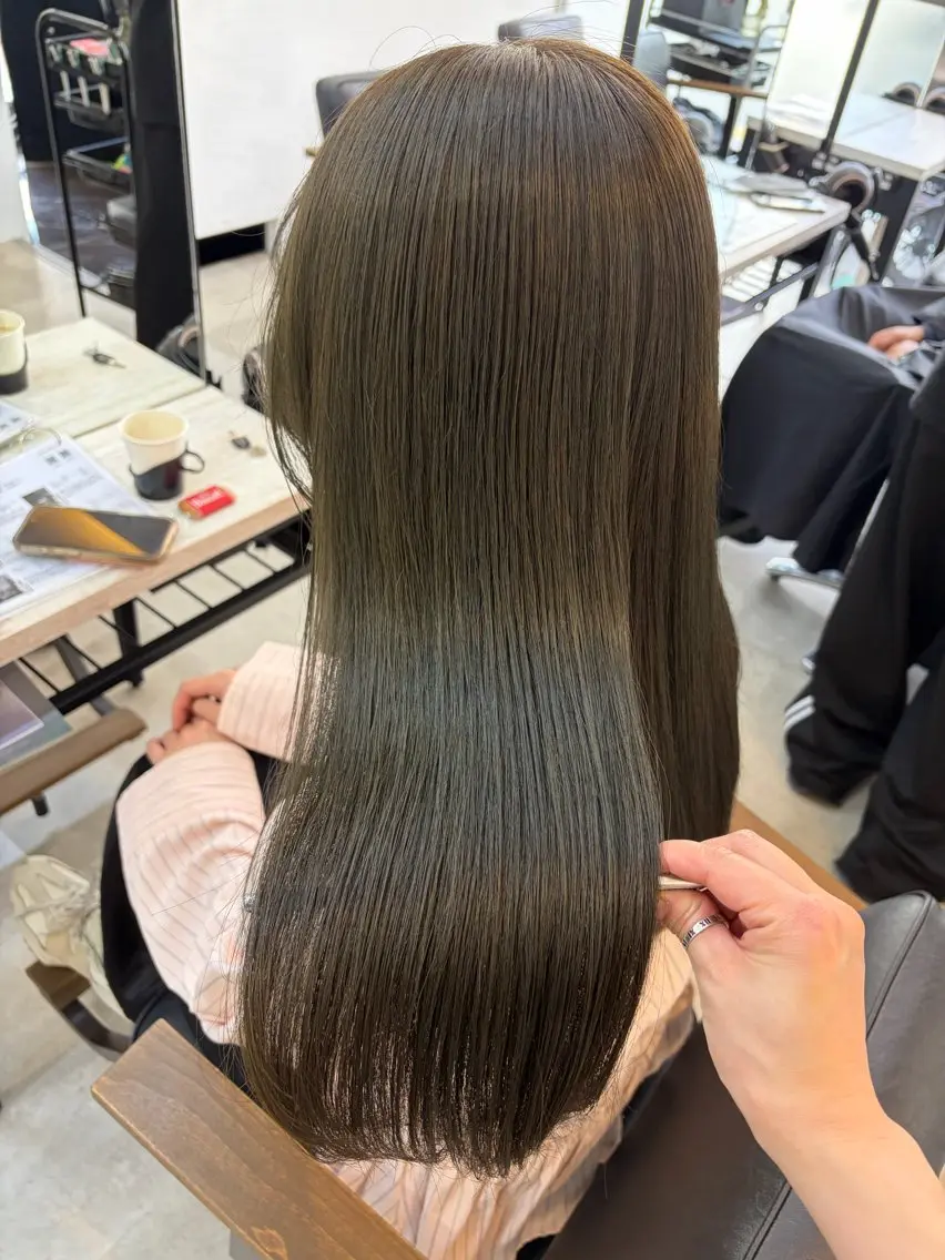 セミロング カラー 🥀韓国ヘア🥀 宮津真菜のヘアスタイル