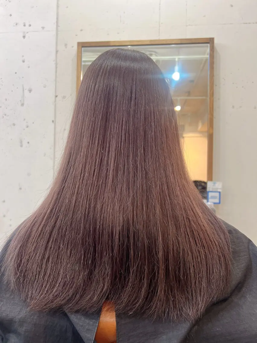 ロング カット ヘアカラー トリートメント 🩷艶カラー 🧡💛リサ🫧のヘアスタイル