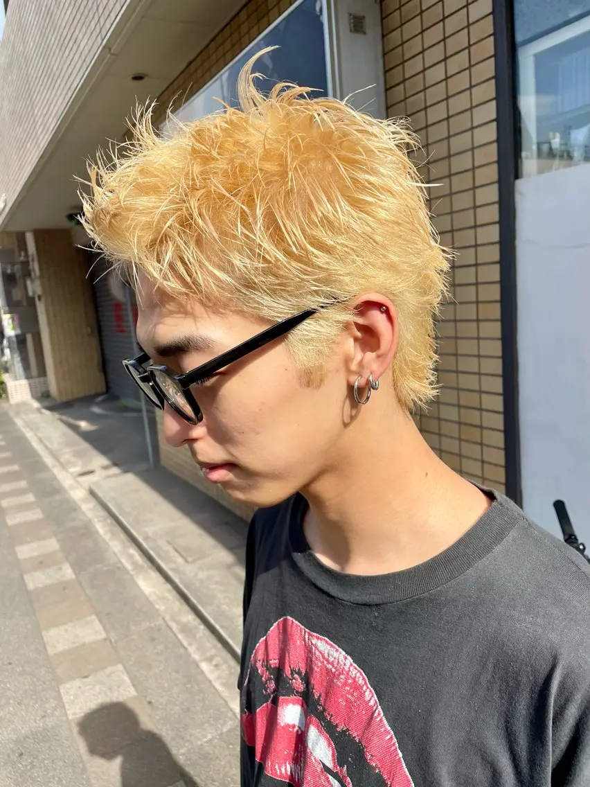 メンズカット+Wブリーチオンカラーの写真