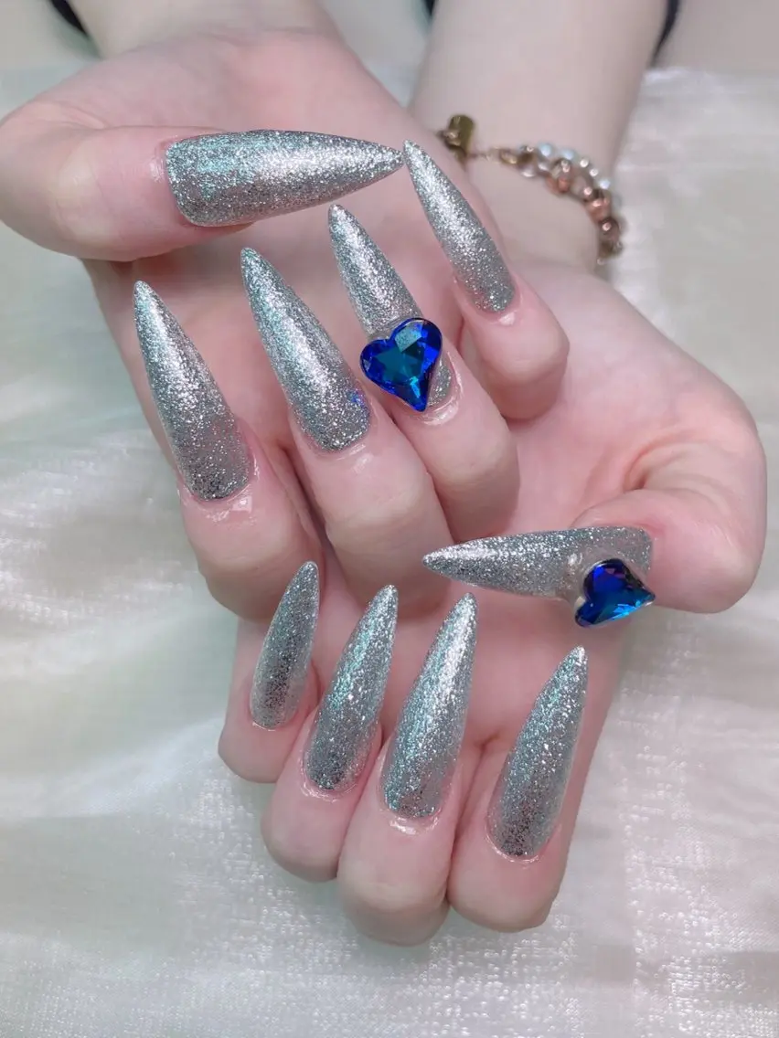 ネイル ハンドネイル lucky nail 歌舞伎町のネイルデザイン