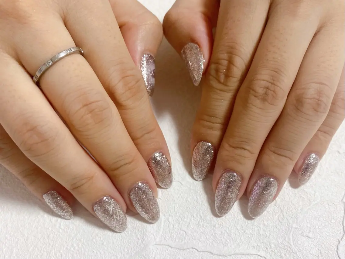 ネイル オーロラネイル フットネイル フレンチネイル ジェルネイル キラキラネイル ハンドネイル kiki nail たまプラーザのネイルデザイン