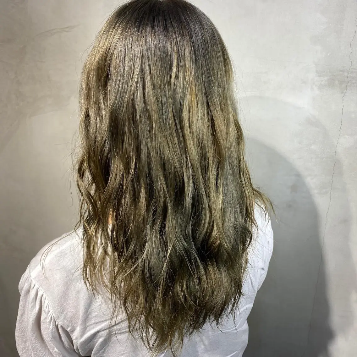 ミディアム 清水 美雪のヘアスタイル