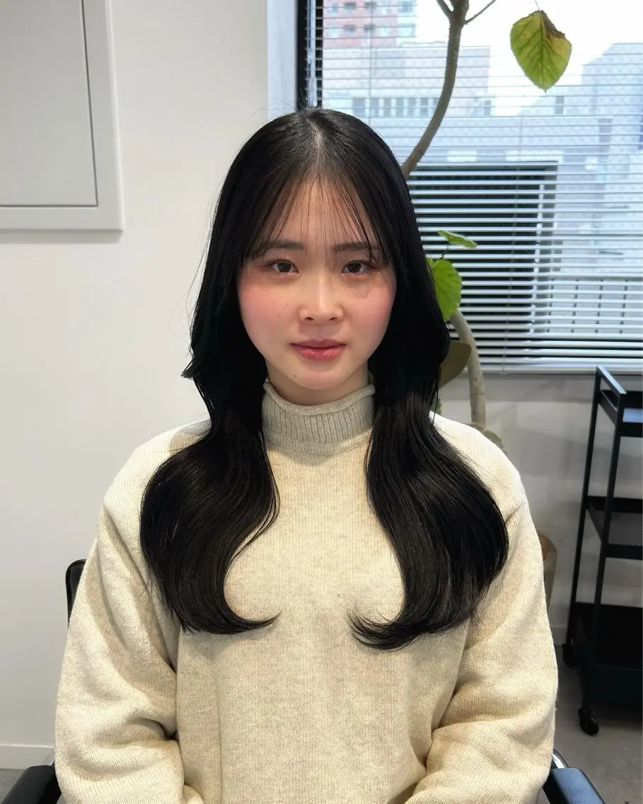 セミロング カラー グレージュ くびれヘア ❤️ショートカット ・顔周りカット❤️のヘアスタイル