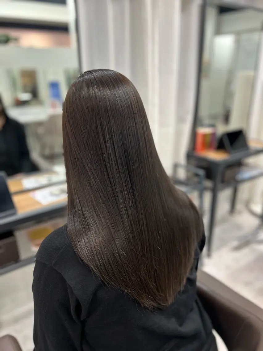 ロング 縮毛矯正 CLETO Licaのヘアスタイル